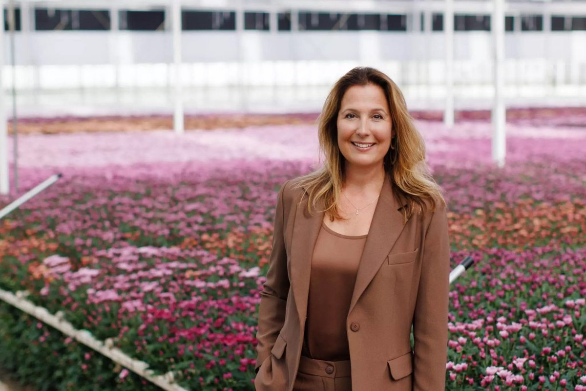 Big news in sustainable horticulture! 🌿
MPS Group appoints Linda Hoogendoorn-Veelenturf as General Director, marking a bold step towards its 2030 sustainability goals.
Full story: floriculture.co.ke/mps-welcomes-l…
