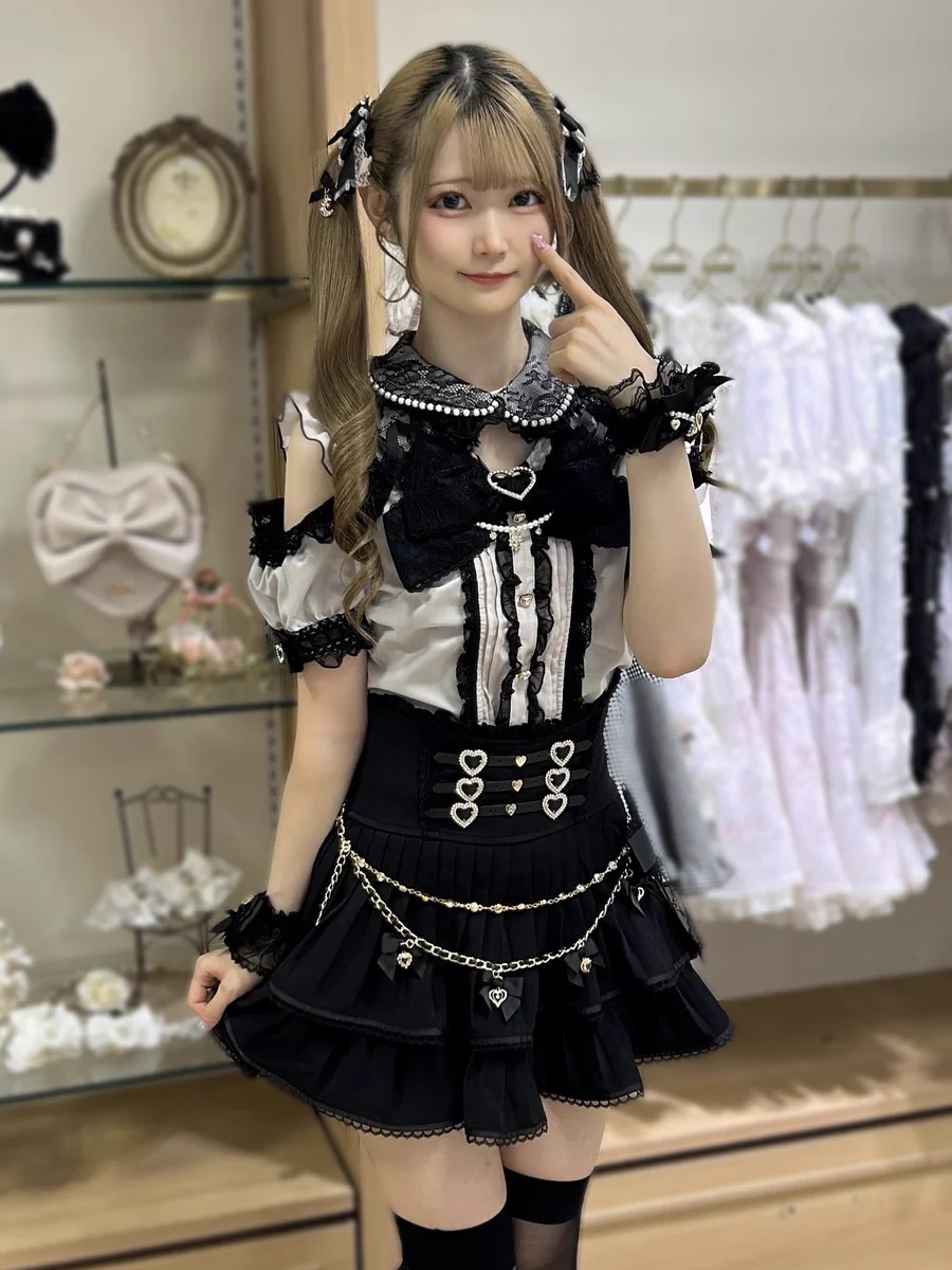 【42点】LIZLISA axes femmeなど　まとめ売り　平成 G0ZwffGbgAMCBbv?format=webp&