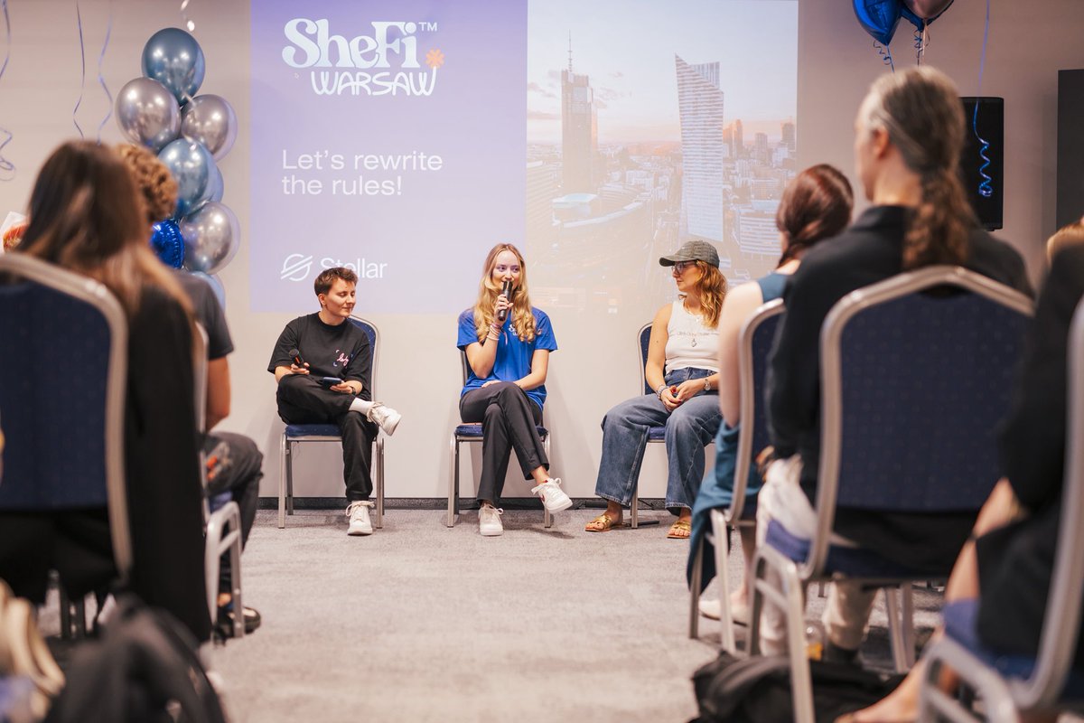 Uniqly.io tweet media