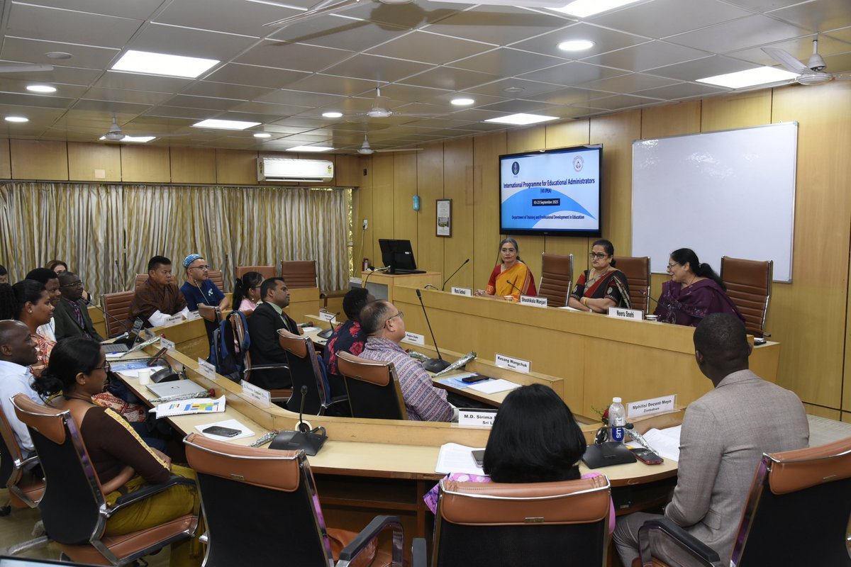 NIEPA_Official's tweet photo. #NIEPA launched the seventh #IPEA programme under #ITEC #MEA on 3 September 2025, with twenty seven educational administrators from fourteen countries. The trainees interacted with Professor Shashikala Wanjari, VC #NIEPA. https://t.co/Z25vqwv8Mx
