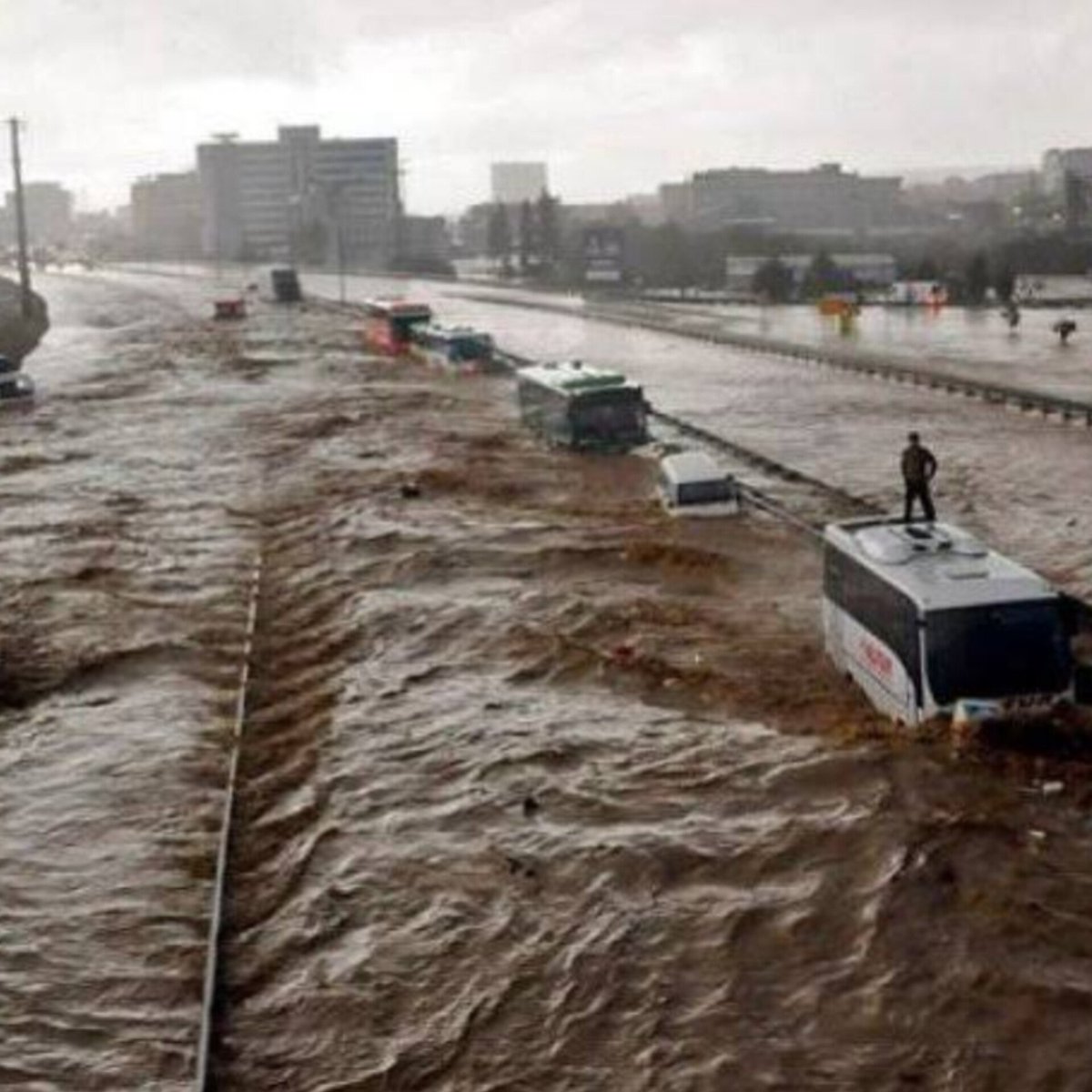 9 Eylül 2009'da İstanbul'daki sel felaketinde 31 kişi hayatını kaybetmişti.