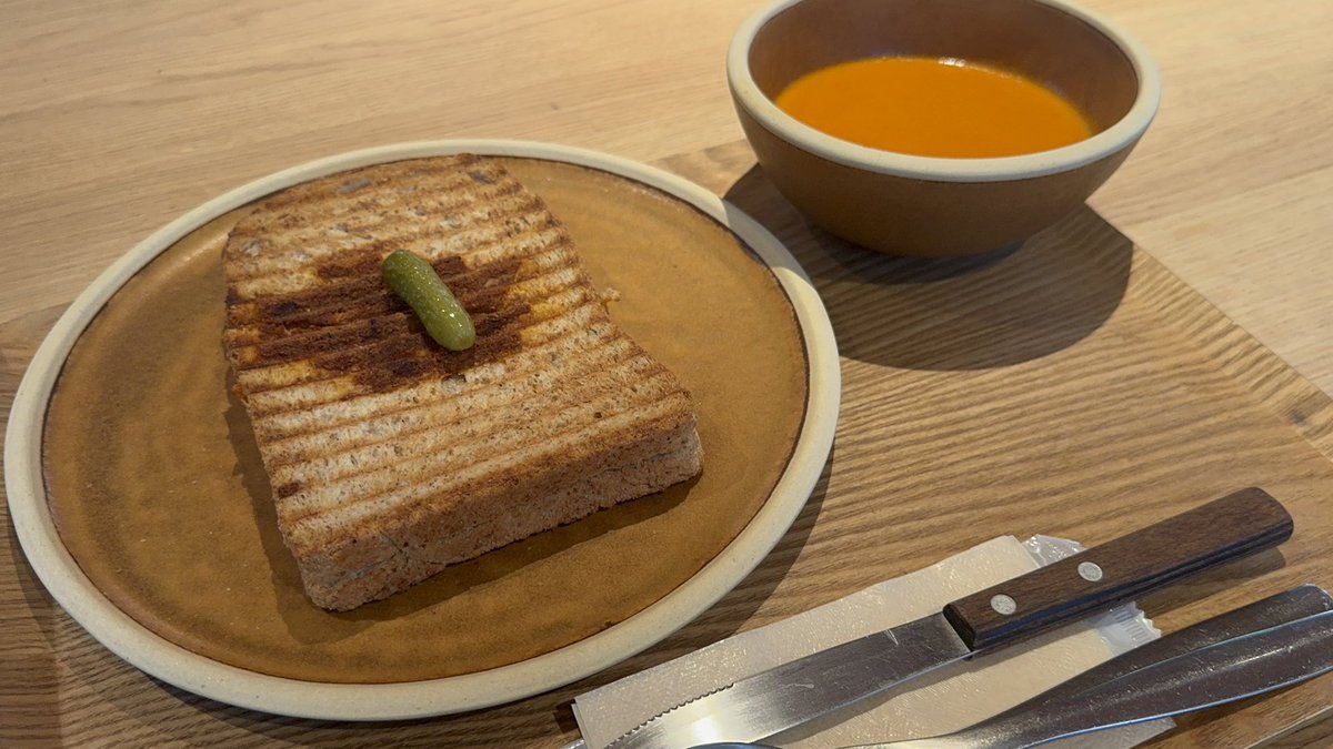 7__boshi's tweet photo. 幸せいっぱいチーズサンド🧀
📍ブルーボトルコーヒー豊洲パーク https://t.co/rHJ1DV8Roz