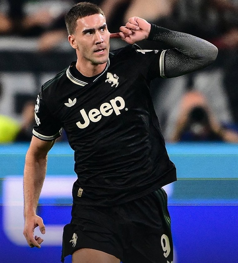 Doof wie Doofmund.
Was für eine strunzdoofe Zeckentruppe.🤣
Grazie Juve !