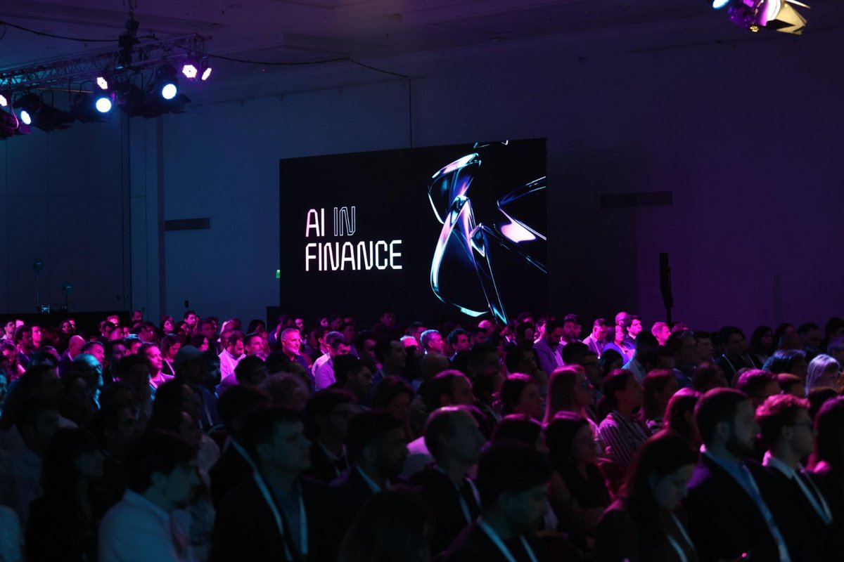 📌 En el marco del AI in Latam Finance, Gustavo Tommasi, presidente de AUNE, software factory de #GrupoMAV, destacó la importancia de la tecnología como herramienta para acercar a las personas al Mercado de Capitales y, en particular, a las empresas que acceden a financiamiento a