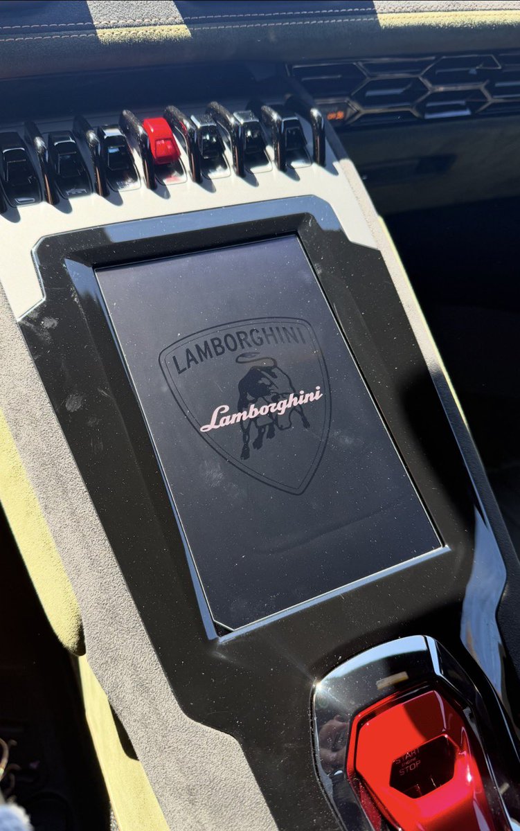 BrenzGarage tweet media