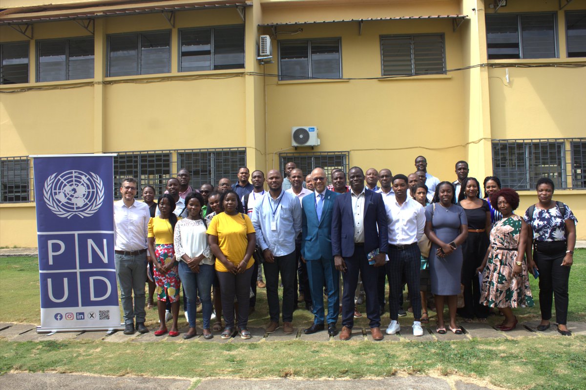 LucGnonlonfoun's tweet image. Aujourd’hui, nous avons lancé officiellement Capacita Clima+ en 🇸🇹, réunissant plus de 30 fonctionnaires pour 3 mois de formation sur le financement climatique, la mobilisation de ressources et les partenariats stratégiques.
#CapacitaClima #ClimatePromise #UNDPSTP #ODD