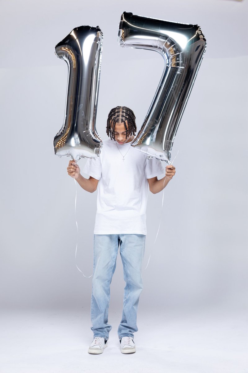 erikesce's tweet photo. virgo szn #photoshoot #mlm https://t.co/oHJVAakPNe