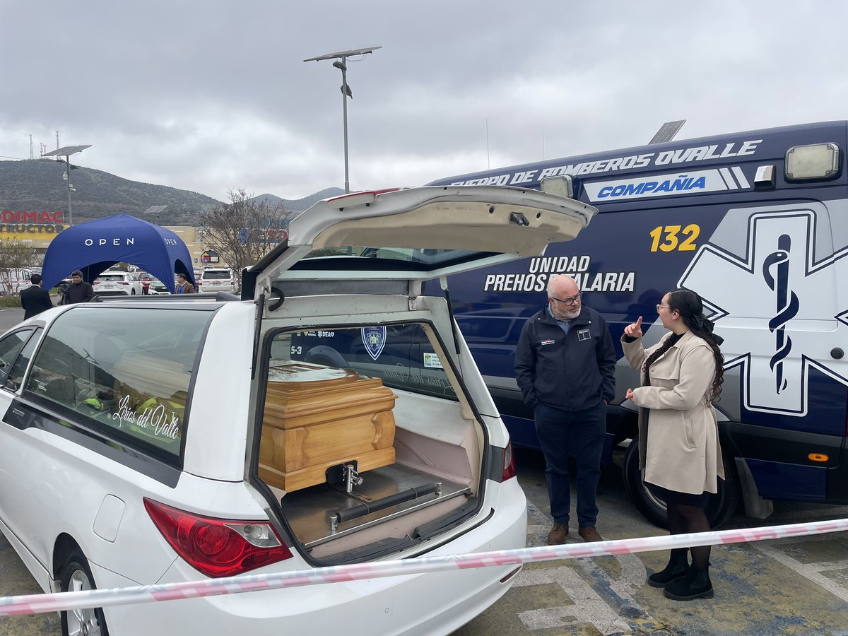 DPPLimari's tweet image. DPP #Limarí Eduardo Alcayaga, participó de una actividad conjunta de Carabineros, municipio, Instituto Médico Legal, Bomberos y SAMU, de una actividad llamada “Que tú 18 no termine con nosotros”. Visibilizando las consecuencias graves de la conducción irresponsable#porun18seguro