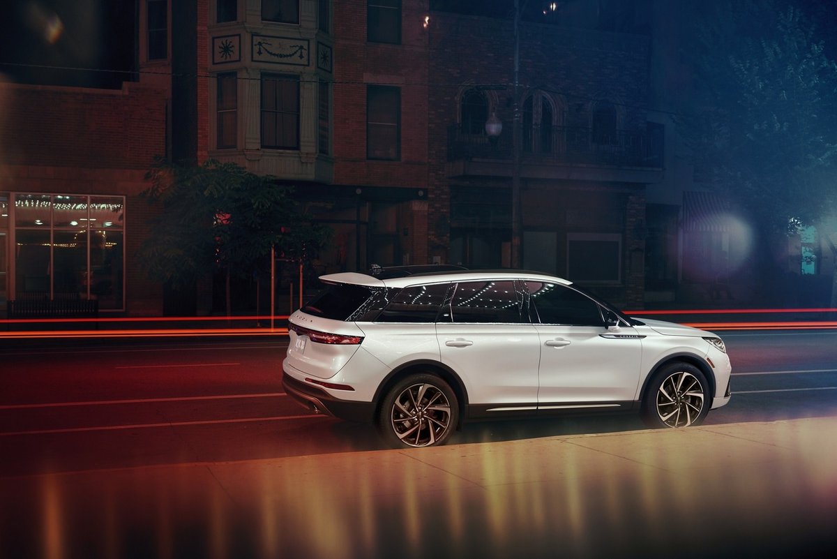 Are you looking for a new truck, SUV, or van? Your current vehicle can get you in a new Ford, Lincoln, or CDJR model. 🤩 Value your trade today!

➡️ tinyurl.com/2668thwj
