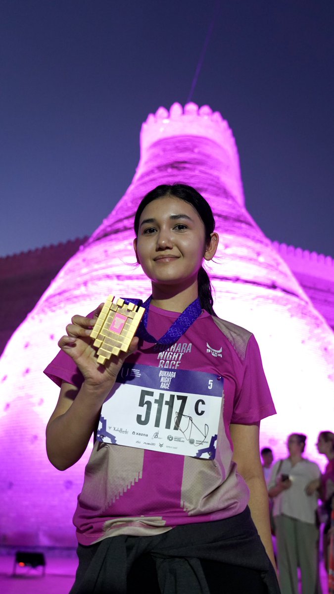 hillegram's tweet image. my first marathon and it’s my personal record: 5 km🏃🏾‍♀️🏅

#runbts #bukharanightrace