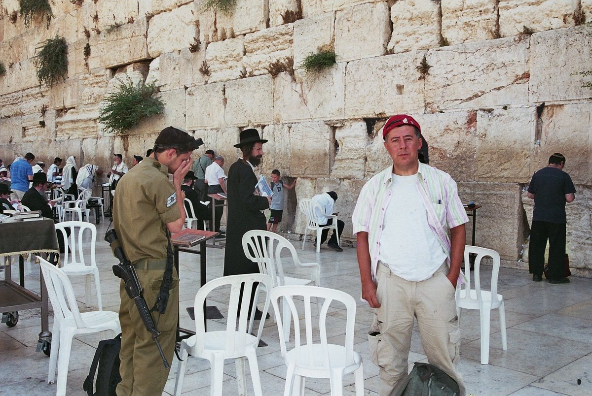xrius1's tweet photo. Per dir q Israel fa genocidi a Gaza, entitats sionistes catalanes m'acusen d nazi i antisemita a mi q vaig treballar perq el Cd Penal castigués la negació d l'Holocaust i crec en la solució d 2 estats.Sort q hi ha jueves com Hannah Einbinder també ho diuen https://t.co/5eWsV2TJZ6 https://t.co/h6pPv8MbEM