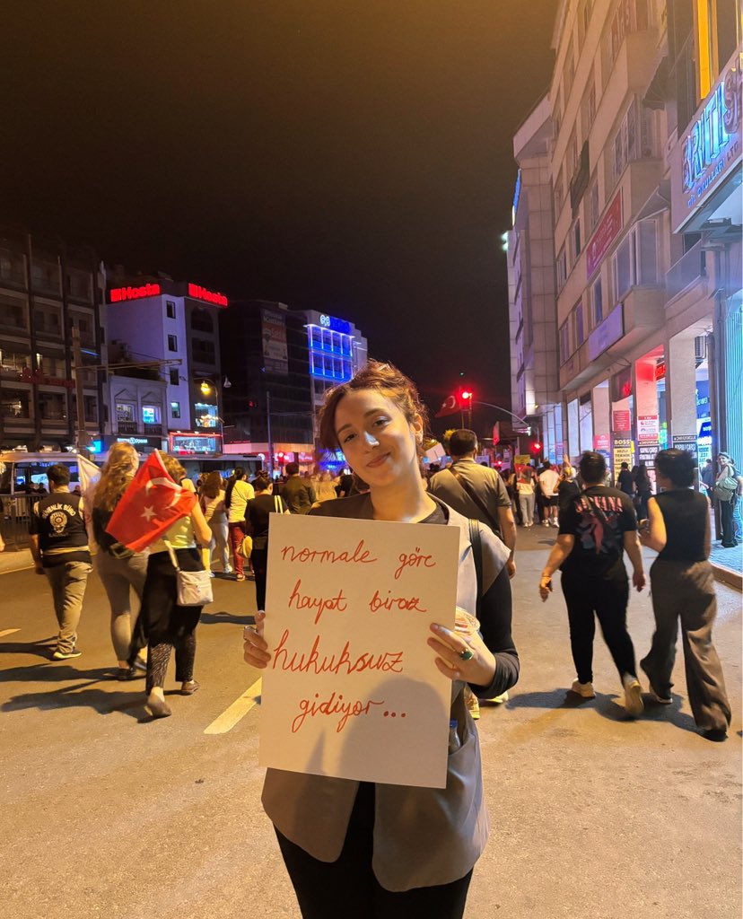 Meltem’i Serbest Bırakın! @Meliotti 
#MeltemGyalnızdeğildir