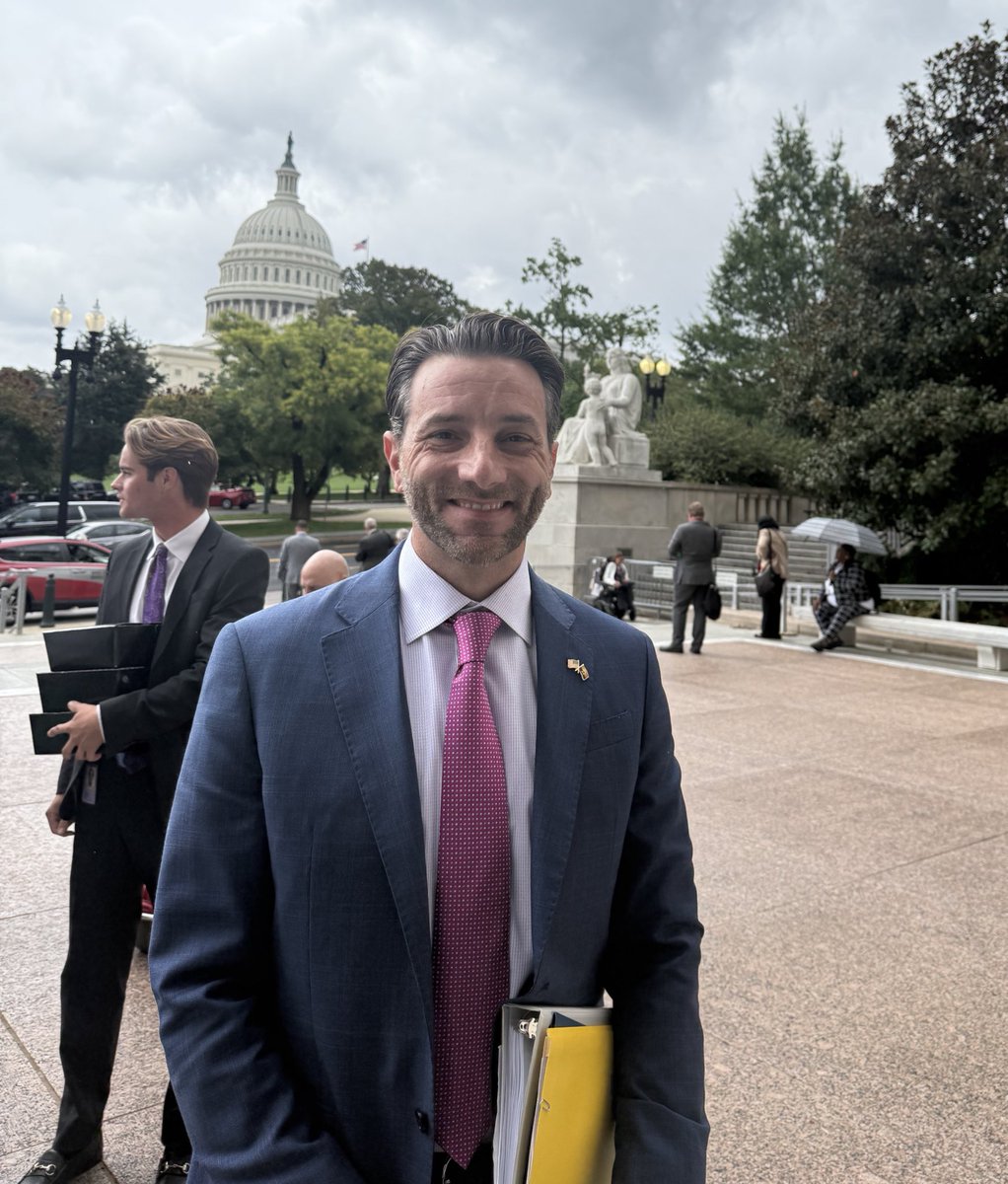 ShopFloorNAM's tweet photo. . @dbseiden of the @AZChamber has arrived at Capitol Hill for the @HouseCommerce hearing on CAA &amp; Air Permitting Reform. Follow along for updates. #competingtowin #NAMInAction #permittingreform https://t.co/0jzwpn0ZOn