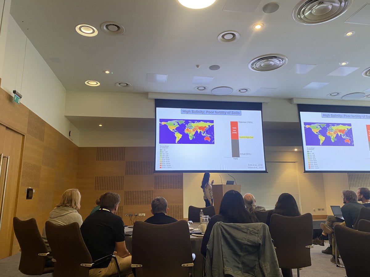 G_Shreya_96's tweet image. I feel really grateful to present a talk and a poster at the 13th #PPRM2025 Edinburgh, Scotland. Thanks to @Frank_Menke @DraegerMarkus for giving me the opportunity. Very interactive sessions and amazing talks by great scientists  @KeikoUTorii @IHazak and many others.