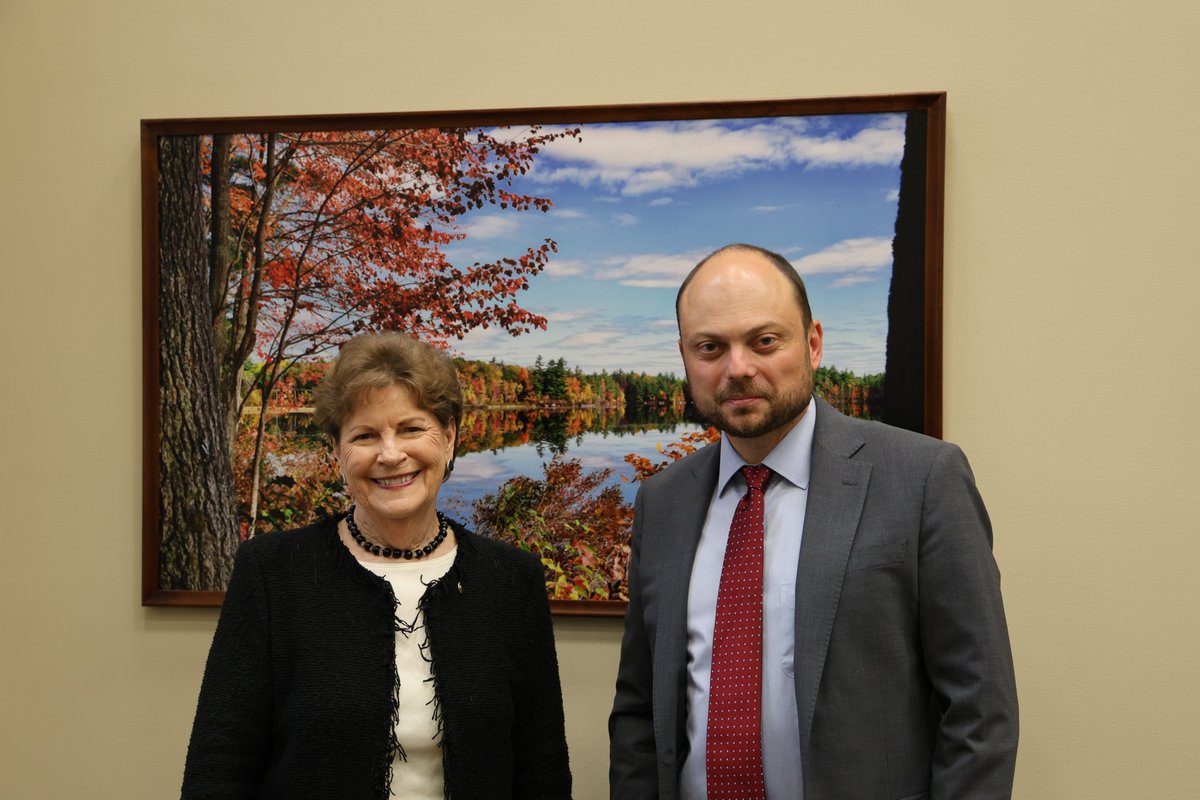 .<a href="/SenatorShaheen/">Sen. Jeanne Shaheen</a> met with Russian opposition politician <a href="/vkaramurza/">Vladimir Kara-Murza</a> yesterday to discuss the plight of Russian political prisoners and Putin's continued unjust war against Ukraine.