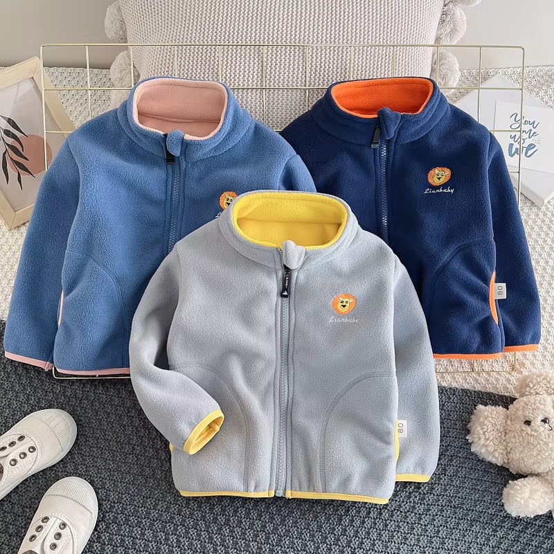 _SweetPeaCorner's tweet image. Stay warm in style! 🧥❄️ This polar fleece hooded jacket keeps kids cozy and comfy all winter long. Soft, insulating, and easy to wear—perfect for daily outings, playtime, and outdoor adventures. 💖✨
sweetpeacorner.com/.../polar-flee…
#WinterWear #CozyKids #PracticalStyle