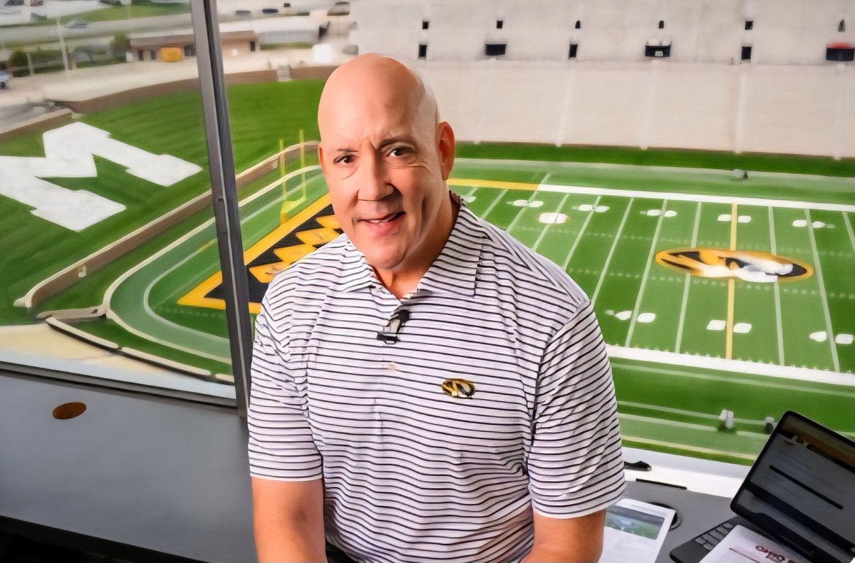 Today's special podcast guest needs no introduction. He's simply the "Voice of Mizzou", Mike Kelly!
(AVAILABLE ON ALL PODCAST PLATFORMS NOW)