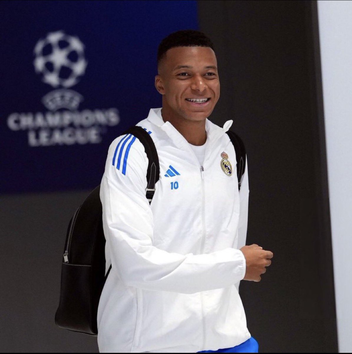 My GOAT

Kylian of the most high👑
#UCL