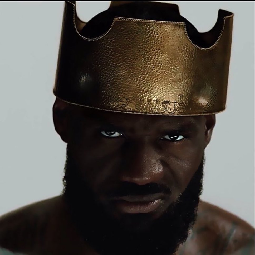 Best player at each position:

PG - 2020 LeBron
SG - 2005 LeBron
SF - 2009 LeBron
PF - 2018 LeBron
C - 2022 LeBron