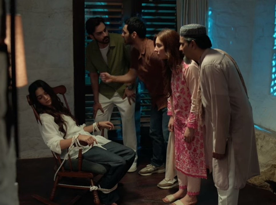 Aaj ka episode of #jinnkishadiunkishadi was so entertaining I enjoyed it so much all the actors are doing so well except for #SeharKhan she is not impressive at all her dialogue delivery and the acting is so weak nothing new in her acting she sounds like same her other shows.