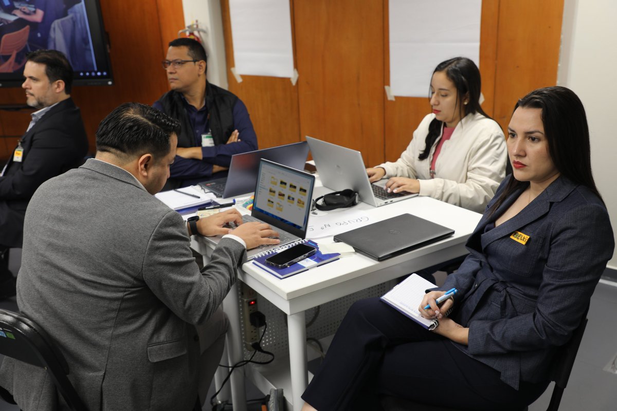 INICTEL-UNI (@inictel_uni) on Twitter photo #CursoInnovaciónRegulatoria I 🚀⚖️ En el segundo día, durante la mañana, los profesionales analizaron los desafíos regulatorios en telecomunicaciones, explorando la innovación digital y tecnologías.
📸 Conoce más: acortar.link/L7QaUq
▪️<a href="/ITU/">Int’l Telecommunication Union</a> #ITUAcademy #CursoInnovaciónRegulatoria I 🚀⚖️ En el segundo día, durante la mañana, los profesionales analizaron los desafíos regulatorios en telecomunicaciones, explorando la innovación digital y tecnologías.
📸 Conoce más: acortar.link/L7QaUq
▪️<a href="/ITU/">Int’l Telecommunication Union</a> #ITUAcademy