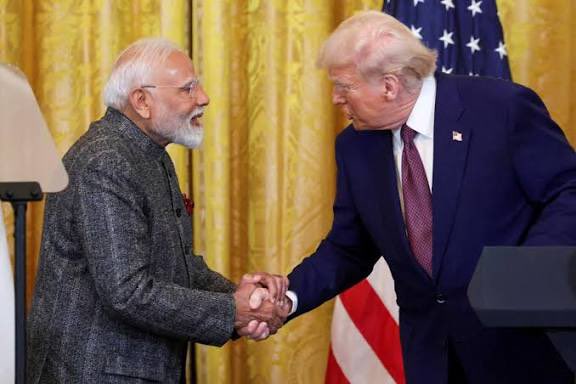 BREAKING: 🇺🇸🇮🇳 TRUMP JUST HAD A CALL WITH MODI.

US INDIA TRADE DEAL IS COMING 🔥