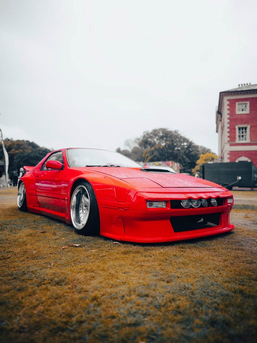 This thing screams RAD 🏁

GET SPONSORED BY Lowered Lifestyle! Apply today at carsponsors.com/application/