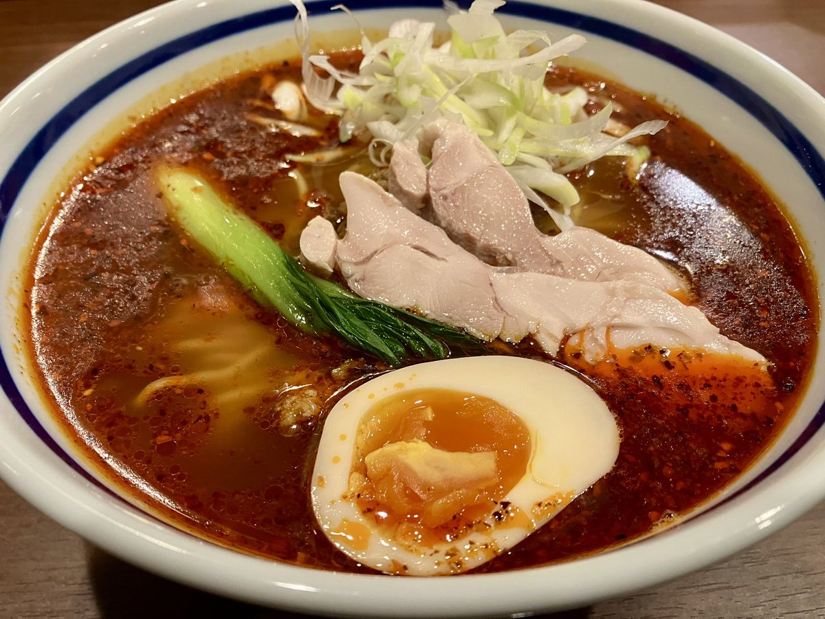 今日はイベントの帰りに緋AKAで辛1らーめんを食べた