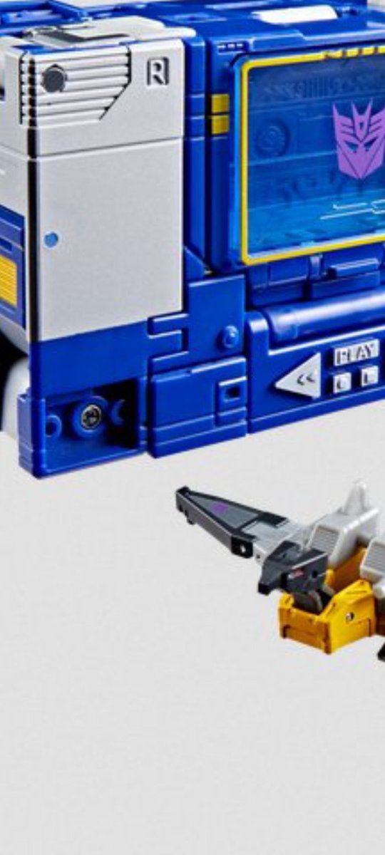 TahumusPrime's tweet photo. @ChromeTyranno They lost a piece https://t.co/6X5RRecSb7