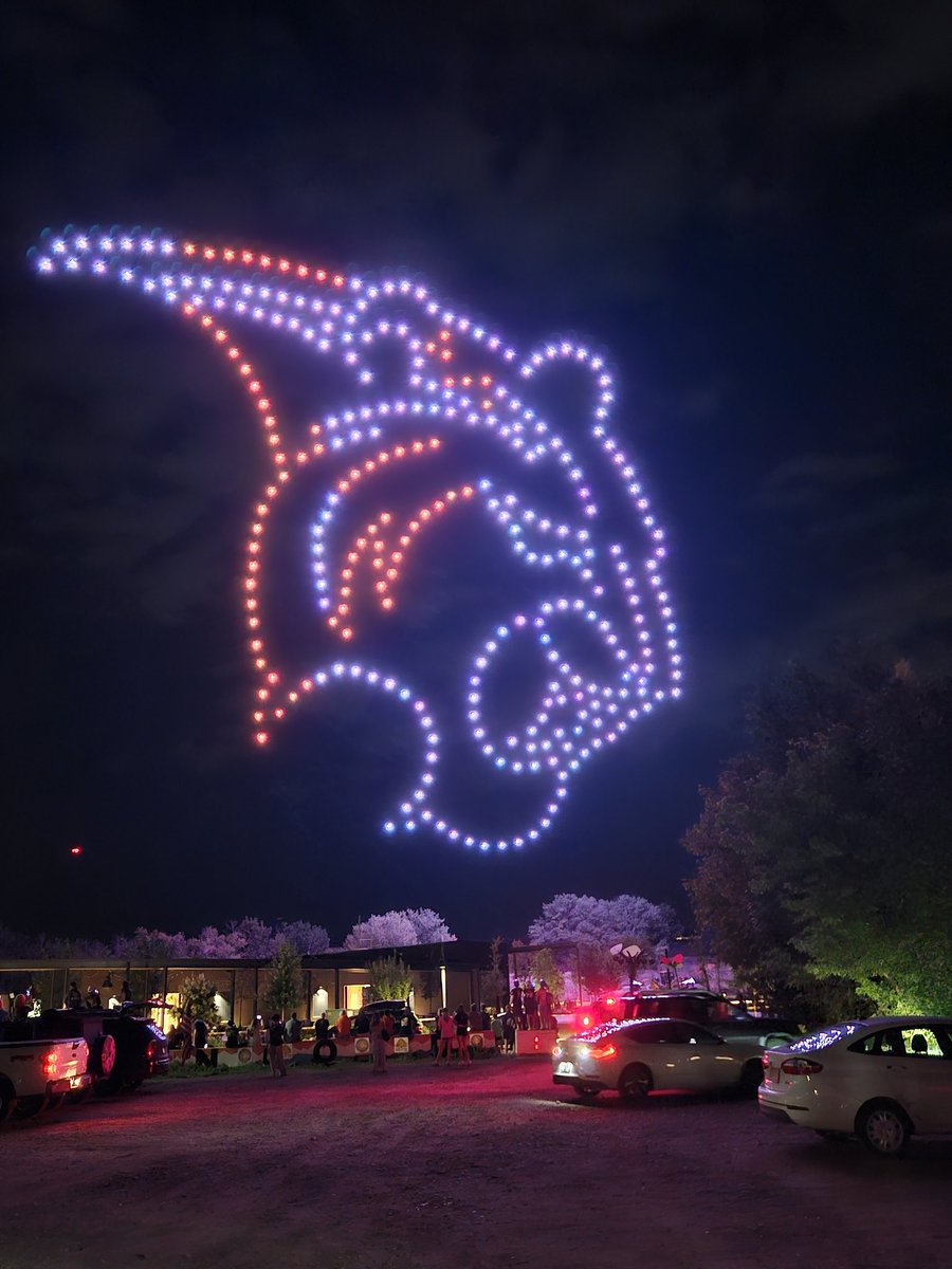 KevinHarner's tweet photo. Well done @ICSVVSD drone team! https://t.co/IngD0qtFKC
