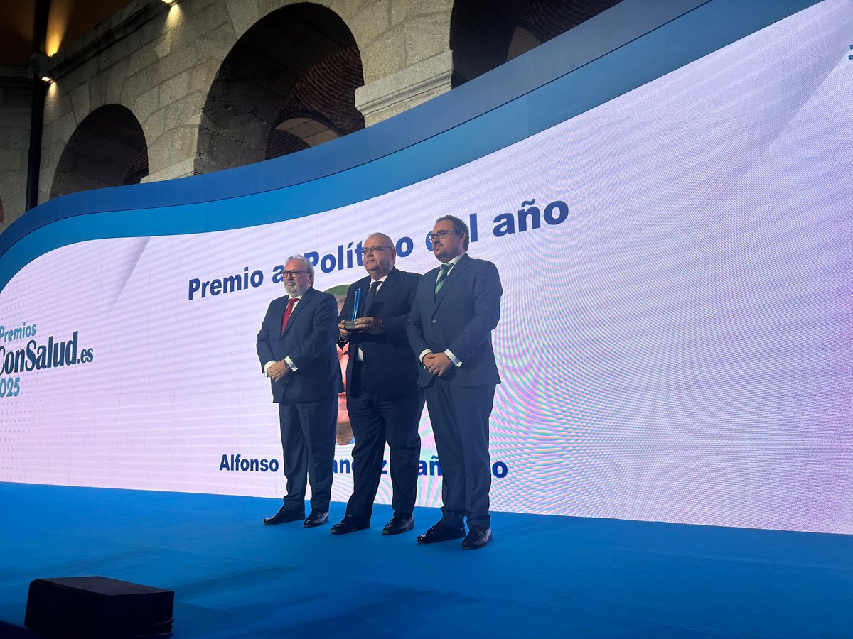 Recoge Alejandro Vázquez, consejero de Sanidad de la <a href="/Salud_JCYL/">Salud JCYL</a>