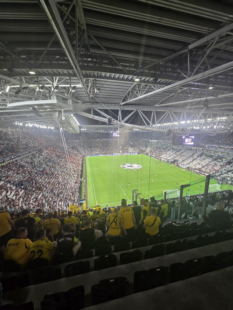 35 Minuten vorher dann auch endlich am Platz