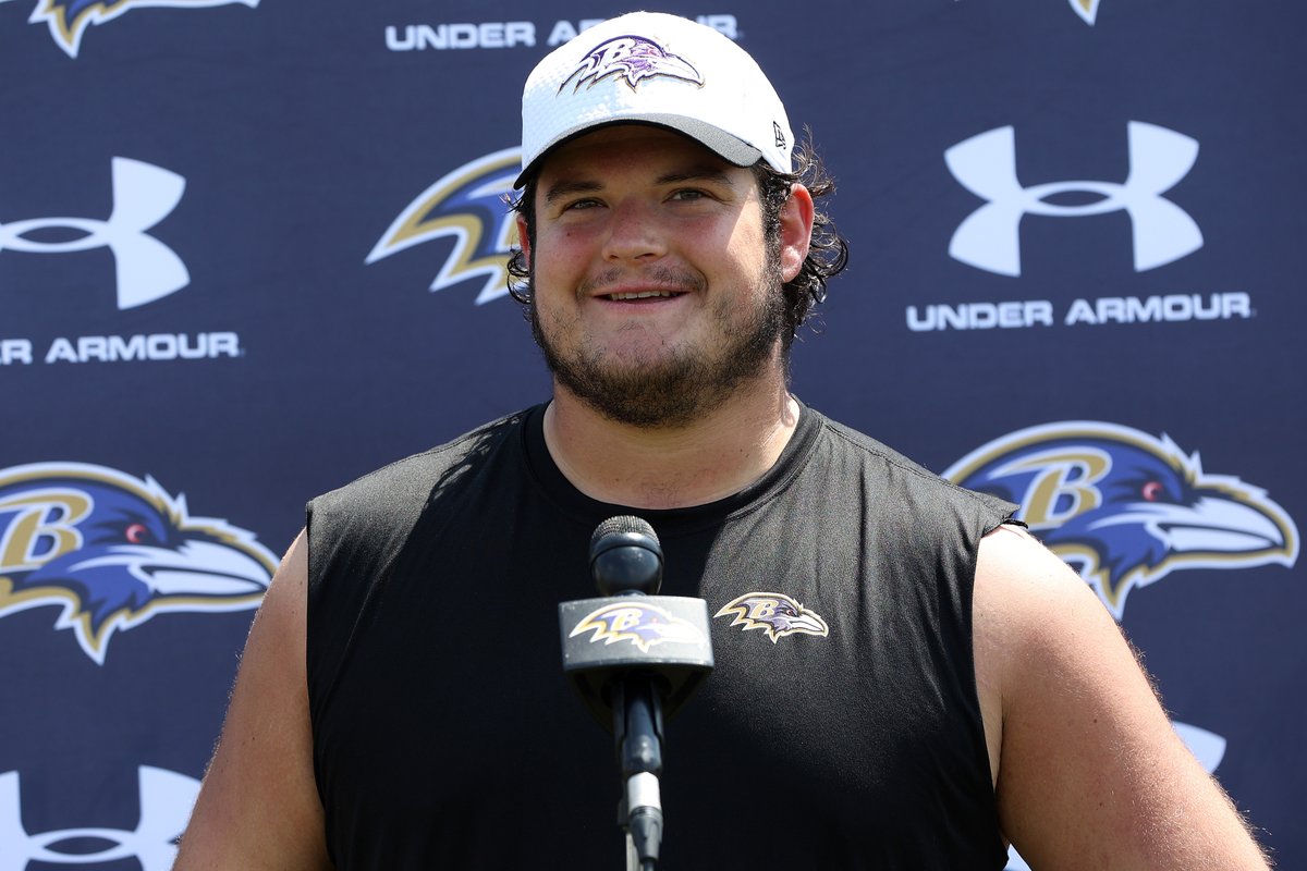 Ravens' second-year RT Roger Rosengarten has yet to allow a sack or pressure on 55 pass block snaps this season

Rosengarten is the only player to allow 0 pressures in at least 30 pass pro snaps at tackle 🛡️