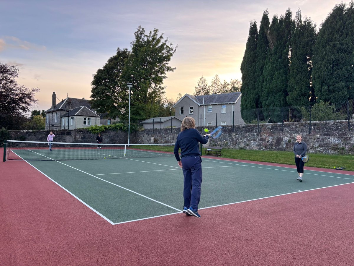 dumbartontennis's tweet image. Fantastic turnout for our first week of adult coaching. Can’t wait to do it all again next Tuesday. Interested? Contact us on here or Facebook to check availability. #solidasarock
