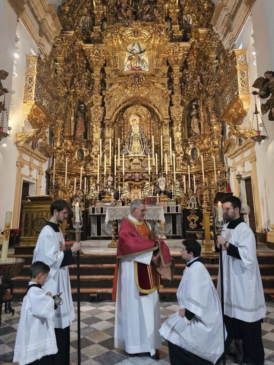 CULTOS | Finalizado el Solemne Septenario, agradecemos a todos nuestros hermanos, predicadores, músicos y fieles que nos han acompañado en estos días de celebración y han colaborado para consagrar otro año más a María Santísima de los Dolores.