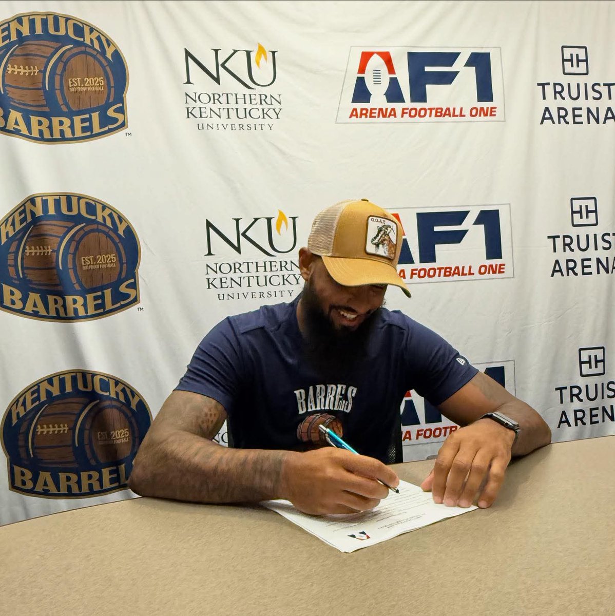 The 🐐 <a href="/Dp_thegoat/">Beige Gawd</a> has signed with the <a href="/kentuckybarrels/">Kentucky Barrels</a> !