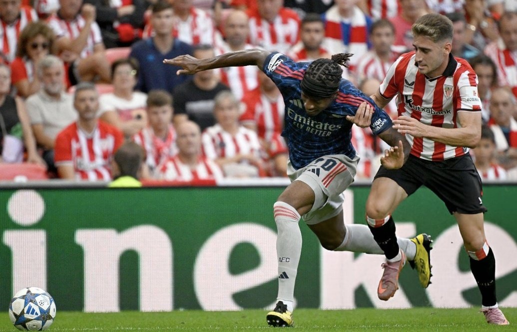 Noni Madueke is wearing Adidas F50 Adizero boots from 2010, almost as old as Max Dowman.