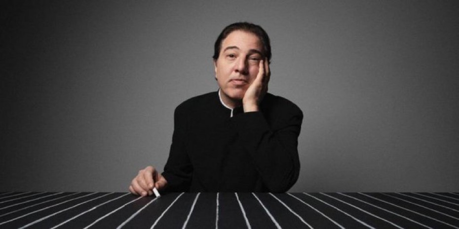 🔴Fazıl Say:

“Gazze’de yapılan bir soykırımdır, nokta! Bu cinayete sessiz kalmamalıyız meslektaşlarım. Kendinize gelin müzik dünyası, insan olun!

Şimdi istediğiniz kadar konserimi iptal edebilirsiniz. Ben kalan ömrümü onurumla yaşamak istiyorum.”