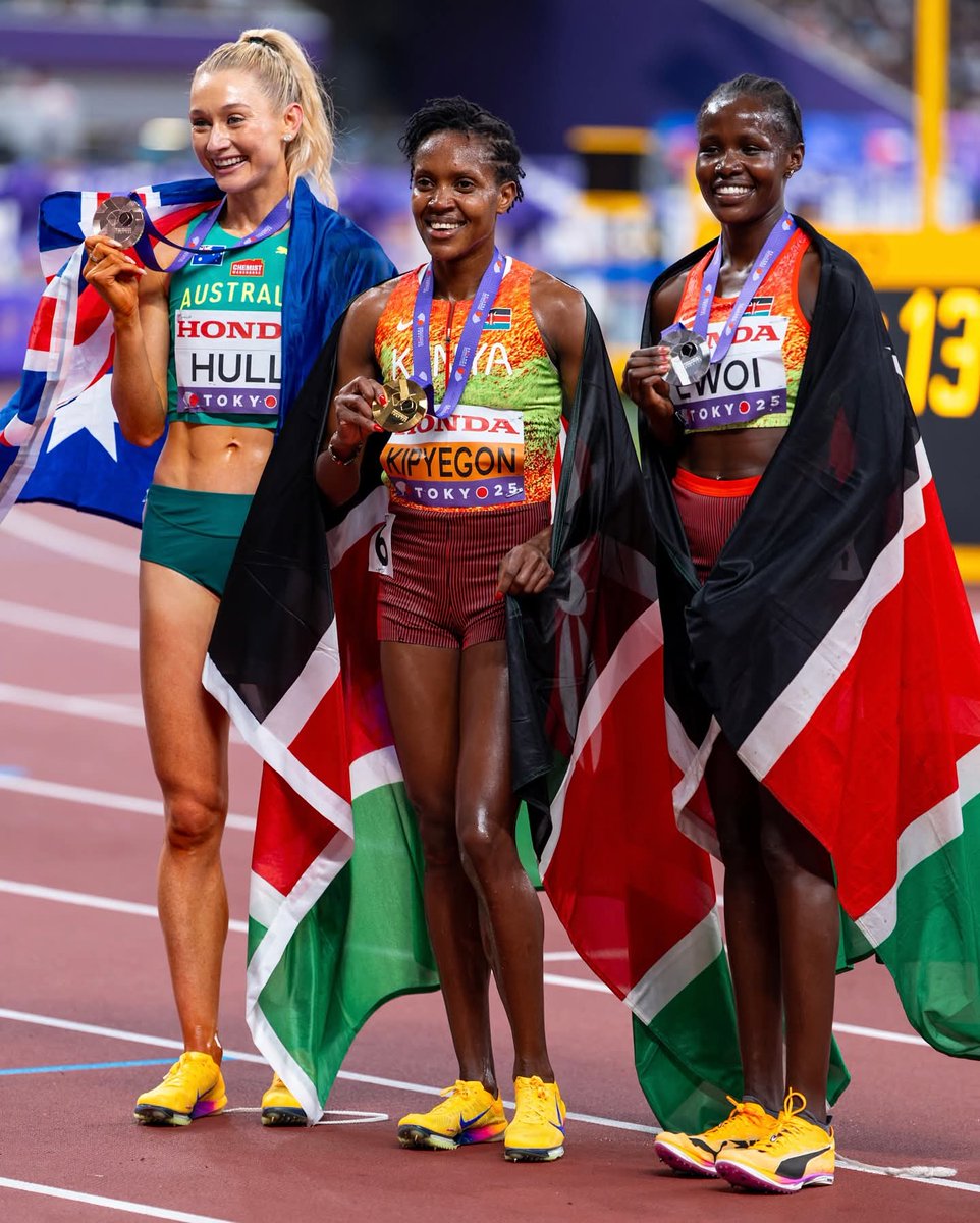 LewisNdirangu7's tweet photo. Congratulations to @Kipyegon_Faith for defending the world title for the fourth time 🔥 and Dorcus Ewoi for winning silver in your debut world championship in Tokyo. Well done to Nelly chepchirchir for finishing at position four, you missed by a whisker for a podium sweep! Enjoy. https://t.co/ABC0Y3boVd