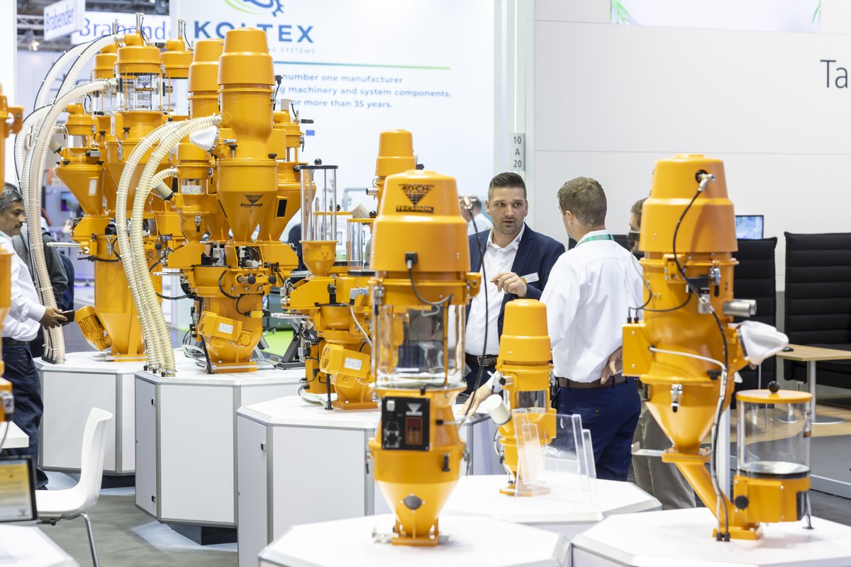 ¡Infórmate con la AHK Guatemala sobre las #ferias alemanas! <a href="/MD_GmbH/">Messe Düsseldorf</a>  

Del 8 al 15 de octubre de 2025 se llevará a cabo la feria K, el evento internacional más importante para la industria del plástico y el caucho. 

Visita: k-online.de

Fotos: <a href="/MD_GmbH/">Messe Düsseldorf</a> / Tillmann