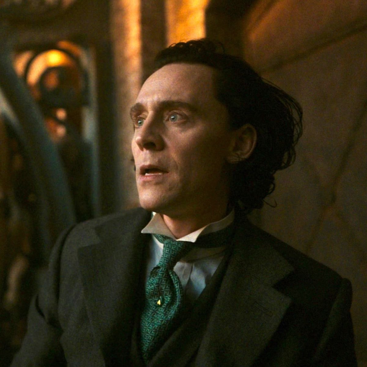 this is a pocerlain doll ! handle her with care 🌷🤲🏻