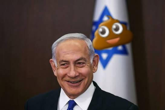 اخرائيل عدو بس اللي يتظاهر ضدها نحبسه
عدو بس نوديلها اكل وشرب وخشب واسمنت
عدو بس سفن السلاح بتاعتها تعدي عادي 

#القمه_العربيه_الاسلاميه قطر تميم بن حمد الكيان المحتل الاجتياح البري #السيسي_يعلن_الحرب عثمان الخميس الدول العربيه غزة السيسي الوحدة ملك الاردن تل ابيب ماركو روبيو