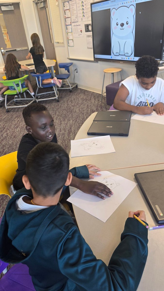 SeidlSTEAMspace's tweet image. Communication is one of our key Journey of a Highlander skills! 5th grade had to put their communication skills to the test by describing how to draw different animals to partners who cannot see what they look like. There was a lot of giggling and a ton of engaged conversations!