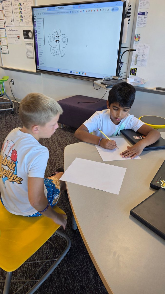 SeidlSTEAMspace's tweet image. Communication is one of our key Journey of a Highlander skills! 5th grade had to put their communication skills to the test by describing how to draw different animals to partners who cannot see what they look like. There was a lot of giggling and a ton of engaged conversations!