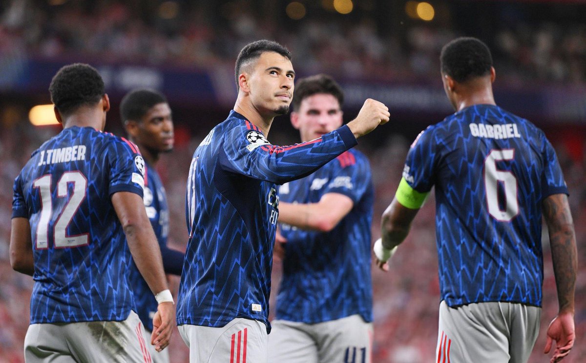 🚨 ARSENAL GAIN TRAIN 

- Drop your handles 
- Follow each other 

I'm following every Arsenal fan that likes this tweet 

Must be following me too