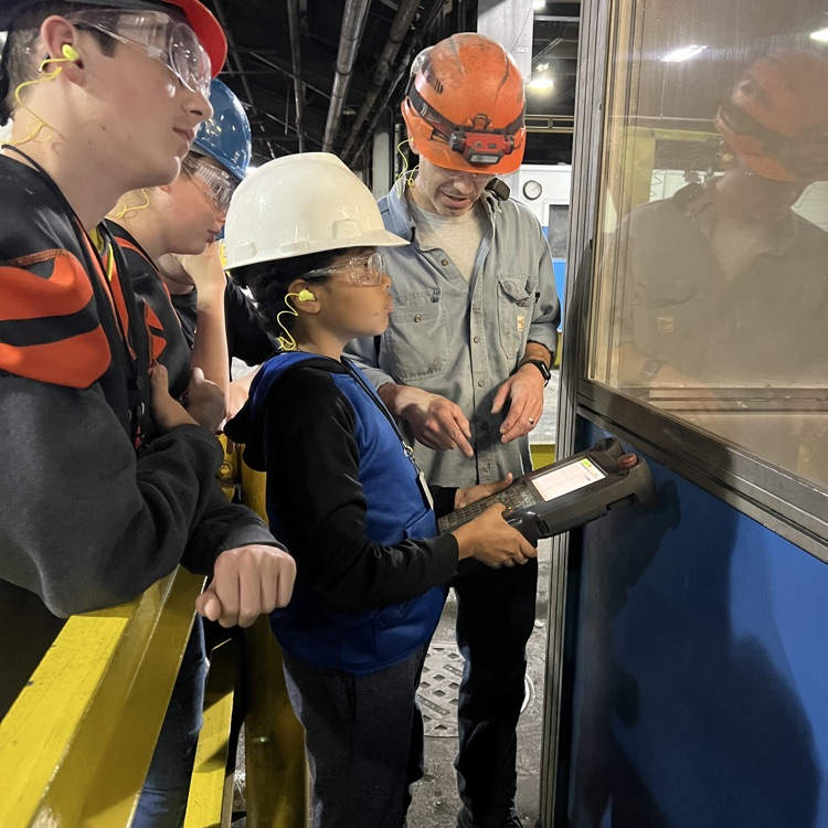 Edgewood Middle School tweet media