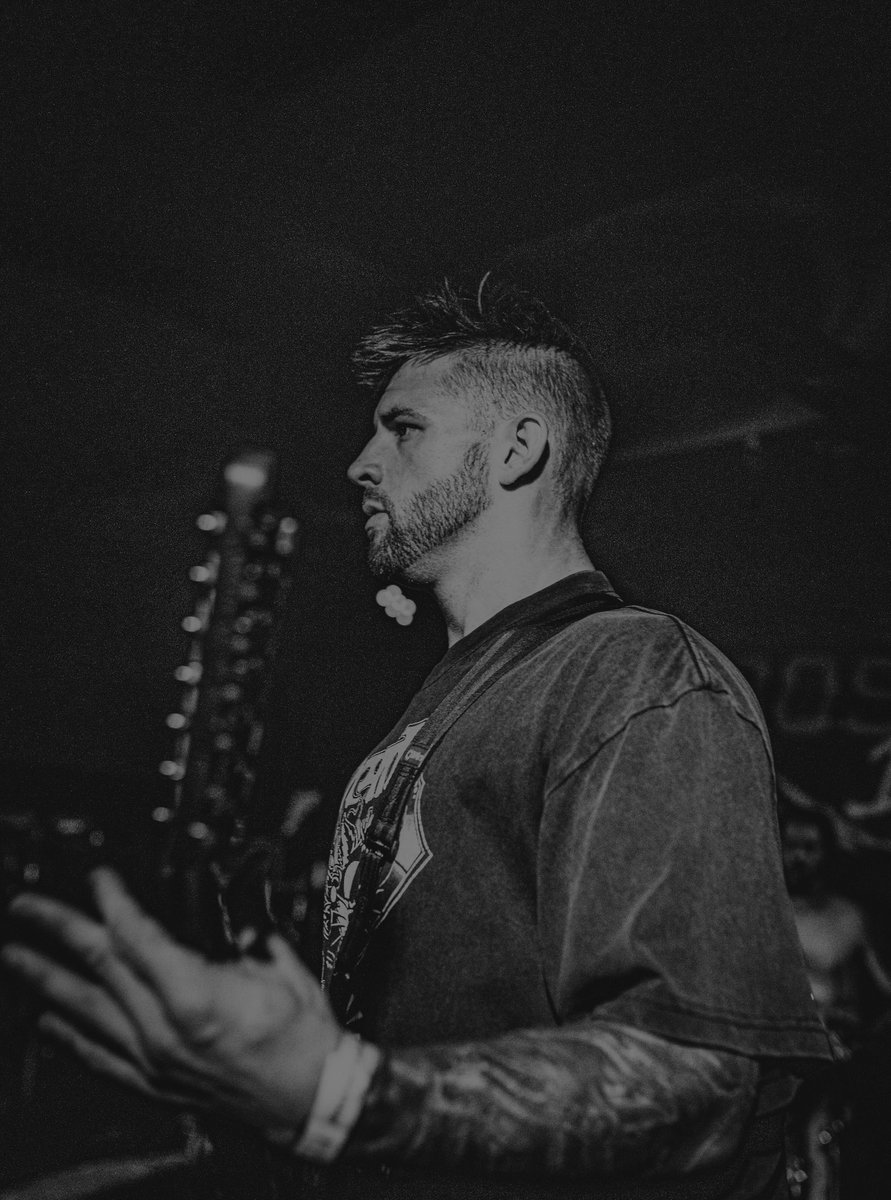 exitwoundsband's tweet photo. ‼️TOUR STARTS TONIGHT‼️

Pull up.

9/16 - Toledo, OH @ Switchboard
9/17 - Pittsburgh, PA @ The New Low
9/18 - Cleveland, OH @ The Foundry
9/19 - Rochester, NY @ Montage Music Hall
9/20 - Middletown, NY @ HYPE FEST
9/21 - Thomasville, PA @ Racehorse Tavern

📸: @baileelogan https://t.co/TxDIjAC2kY