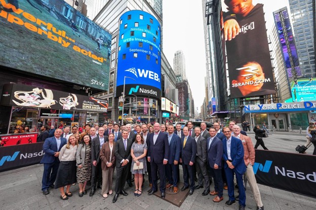 WEBsInv's tweet photo. A memorable day in #NYC! Our team recently rang the @Nasdaq Closing Bell to celebrate the launch of our #DefinedVolatility Sector #ETFs. For more details, visit: https://t.co/ciPJFkfdkq

Photo credit: Nasdaq, Inc./Vanja Savic
#Nasdaq #NasdaqExchange https://t.co/0tUIeJ8l8Z