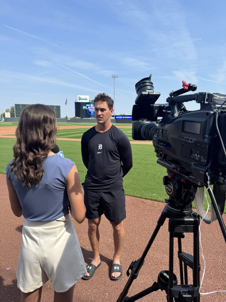 ThatDanHasty's tweet image. Live from Cedar Rapids, Iowa. 

The @wmwhitecaps are one win away from their 7th Midwest League Championship.

@wangler_nathan and I have the call beginning at 7:20 on @TheTicketMI and at the link below.

Listen: milb.com/west-michigan/…