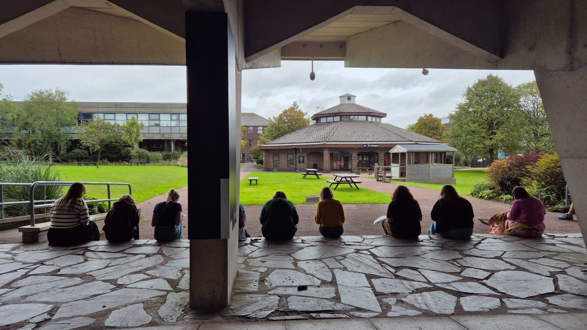 A new group of Art trainees sketching on campus <a href="/marjonuni/">Plymouth Marjon University</a>